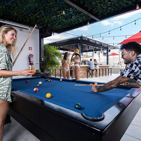 Digital Nomads Hotel & Coliving Канкун Екстериор снимка